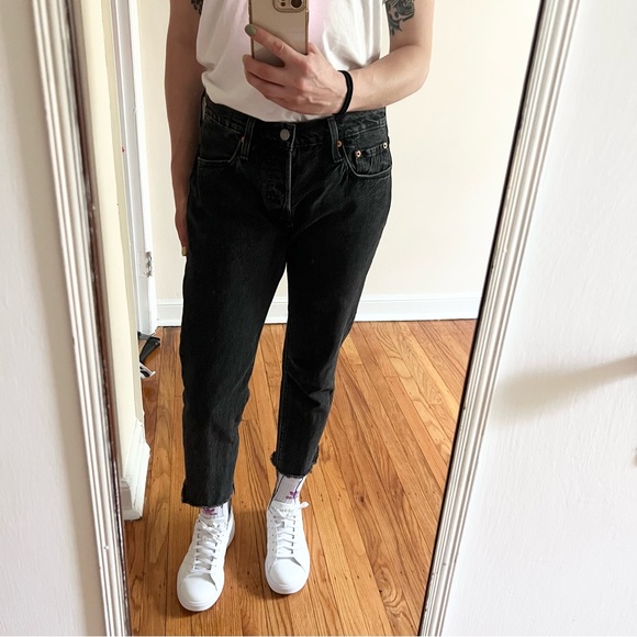 Levi’s 501 Tapered Jeans - Picture 3 of 5